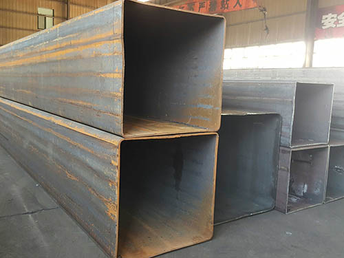 大口徑無縫方管1.jpg 大口徑無縫方管1.jpg